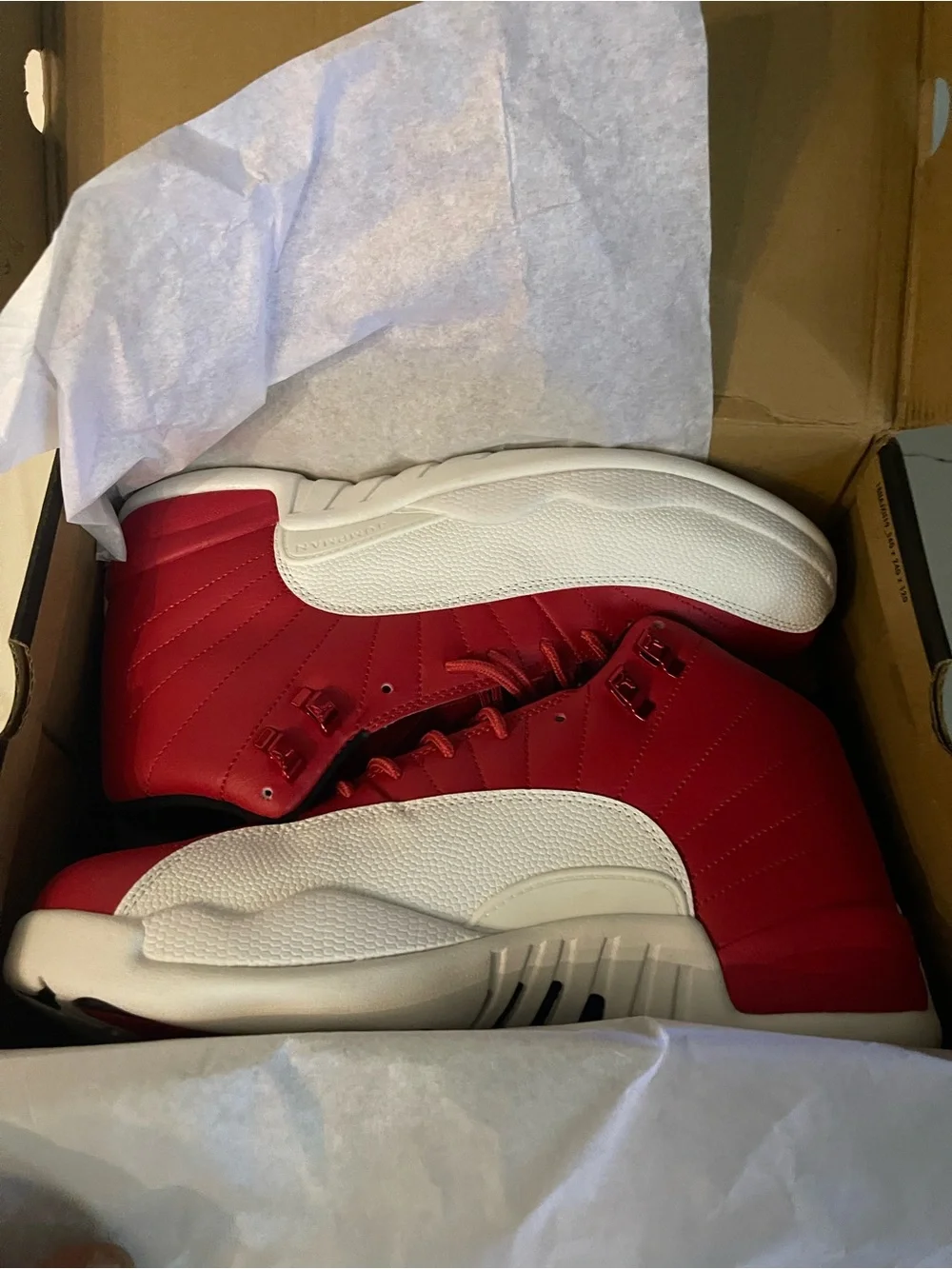 Mens Retro 12 Gym Red Size 13.